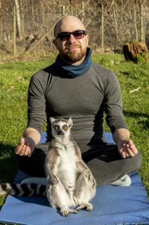 Lake District Hotel introducerar Lemur Yoga som en del av sitt wellness-program