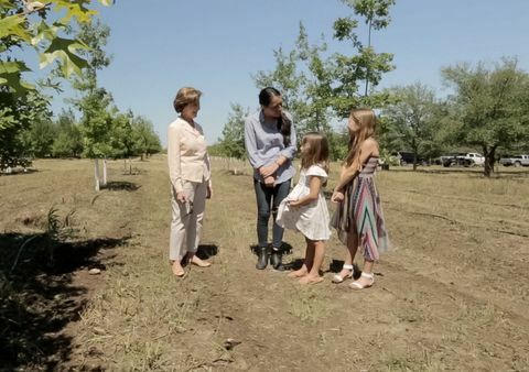 Laura Bush och Joanna Gaines på "Fixer Upper"