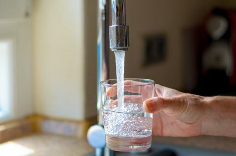 Undvik vanligt kallvatten förblir hydrat 