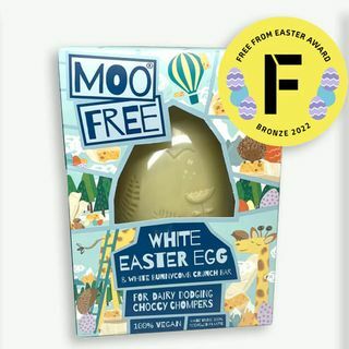 Moo Free White Easter Egg med en White Bunnycomb Crunch Bar