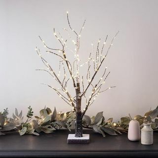 65 cm Snowy Pre Lit Battery Twig Tree