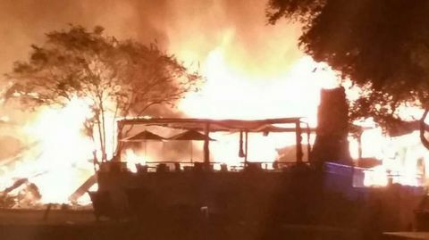 Fire Burns Down George Strait-ägda Tapatio Springs Resort I Texas
