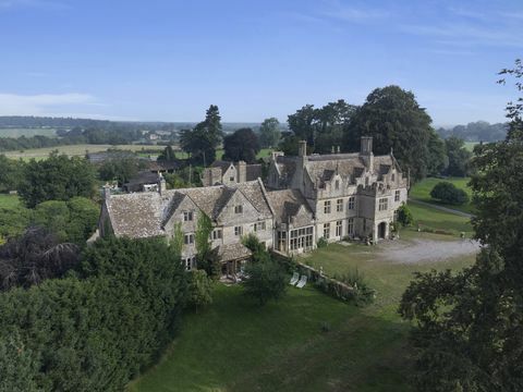 Cotswolds egendom som gränsar till hertigen och hertiginnan av Cornwalls highgrove kommer till marknaden