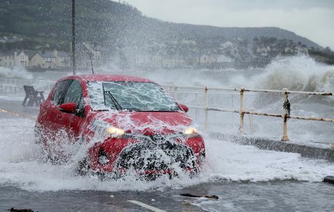 STORBRITANNIEN-NIRELAND väder-STORM-DIANA