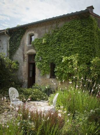 Midi Pyrenees - Chateau - Frankrike - stuga - Knight Frank