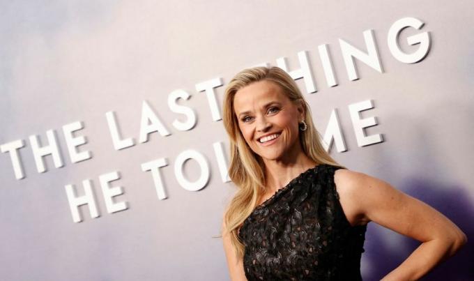 amerikanska skådespelerskan Reese Witherspoon anländer till Apple TV det sista han sa till mig premiär på Bruin Regency teater i Westwood, Kalifornien, den 13 april 2023 foto av michael tran afp foto av michael tranafp via getty bilder