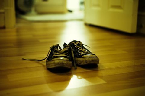 "Ta bort dina skor" i mitt hus är inte ett förslag
